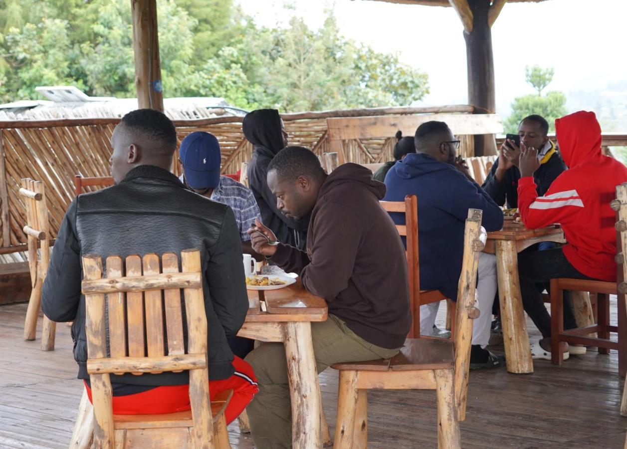 Paradise Eco-Hub Kabale Buitenkant foto