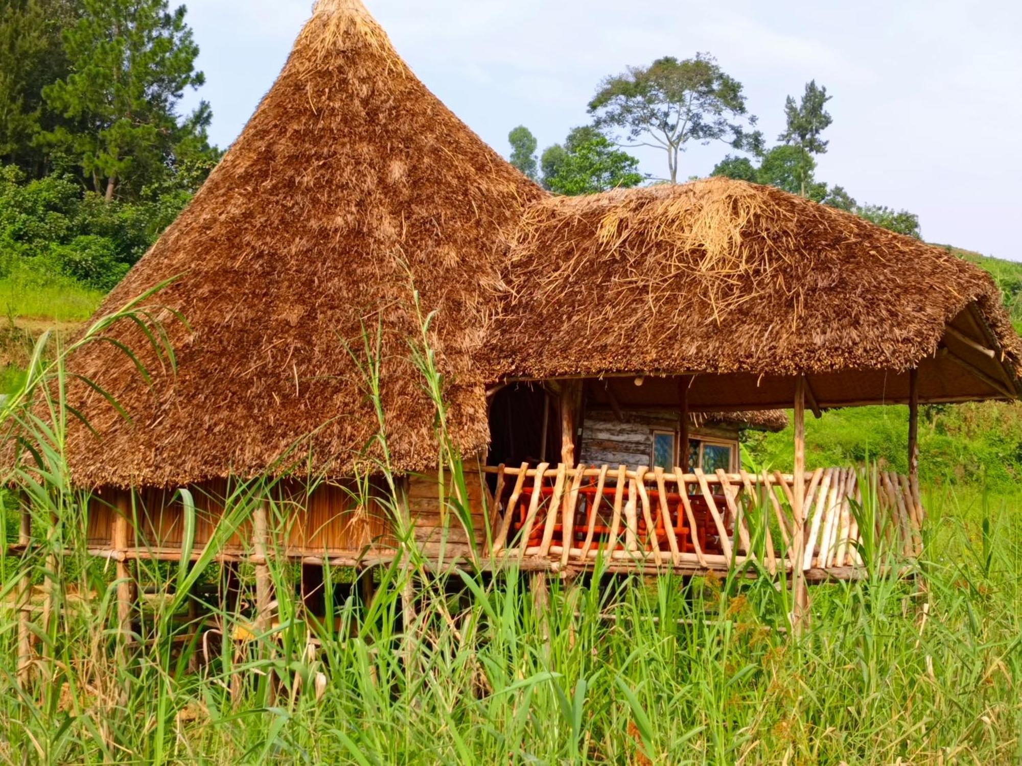 Paradise Eco-Hub Kabale Buitenkant foto