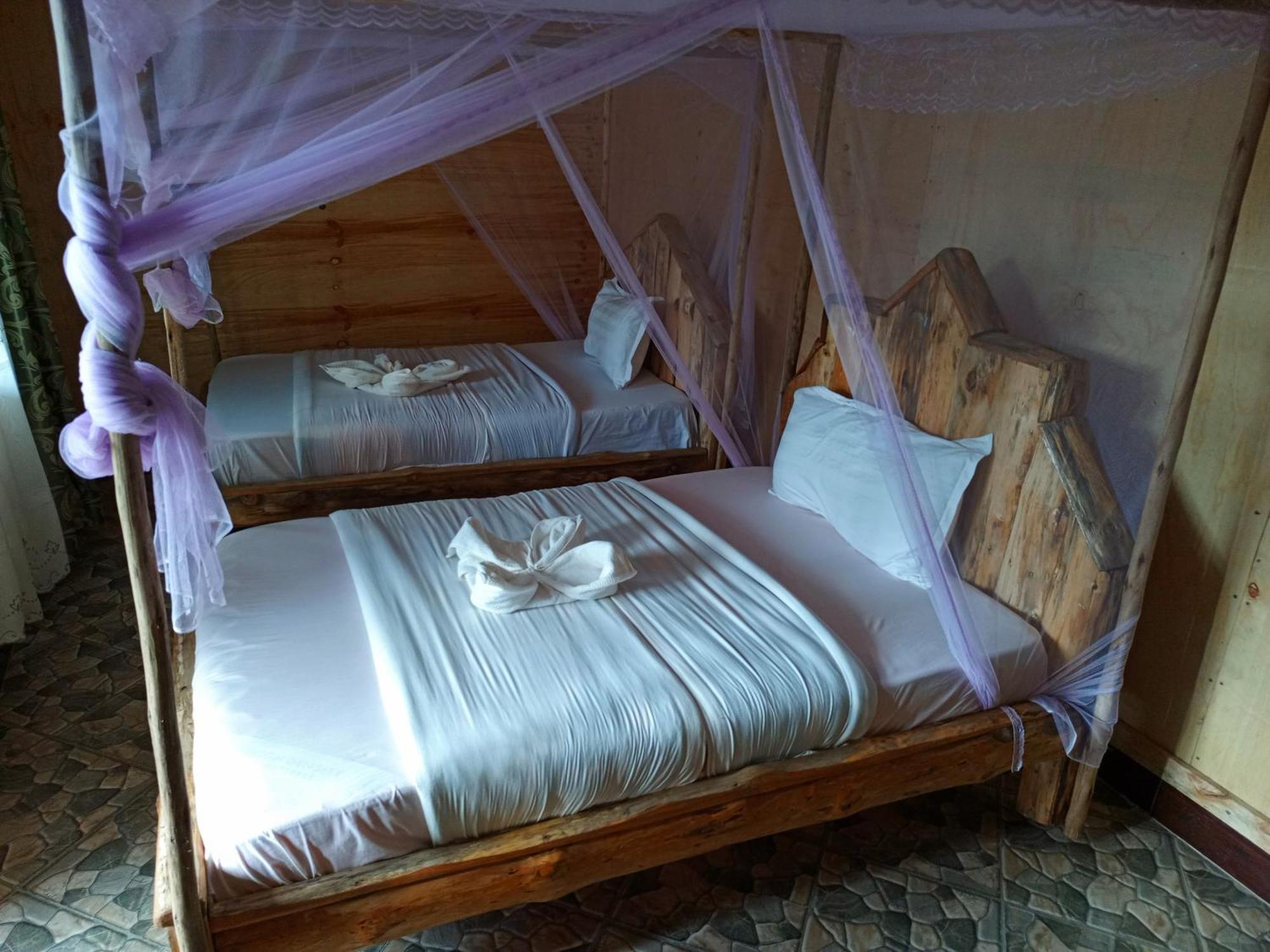 Paradise Eco-Hub Kabale Buitenkant foto