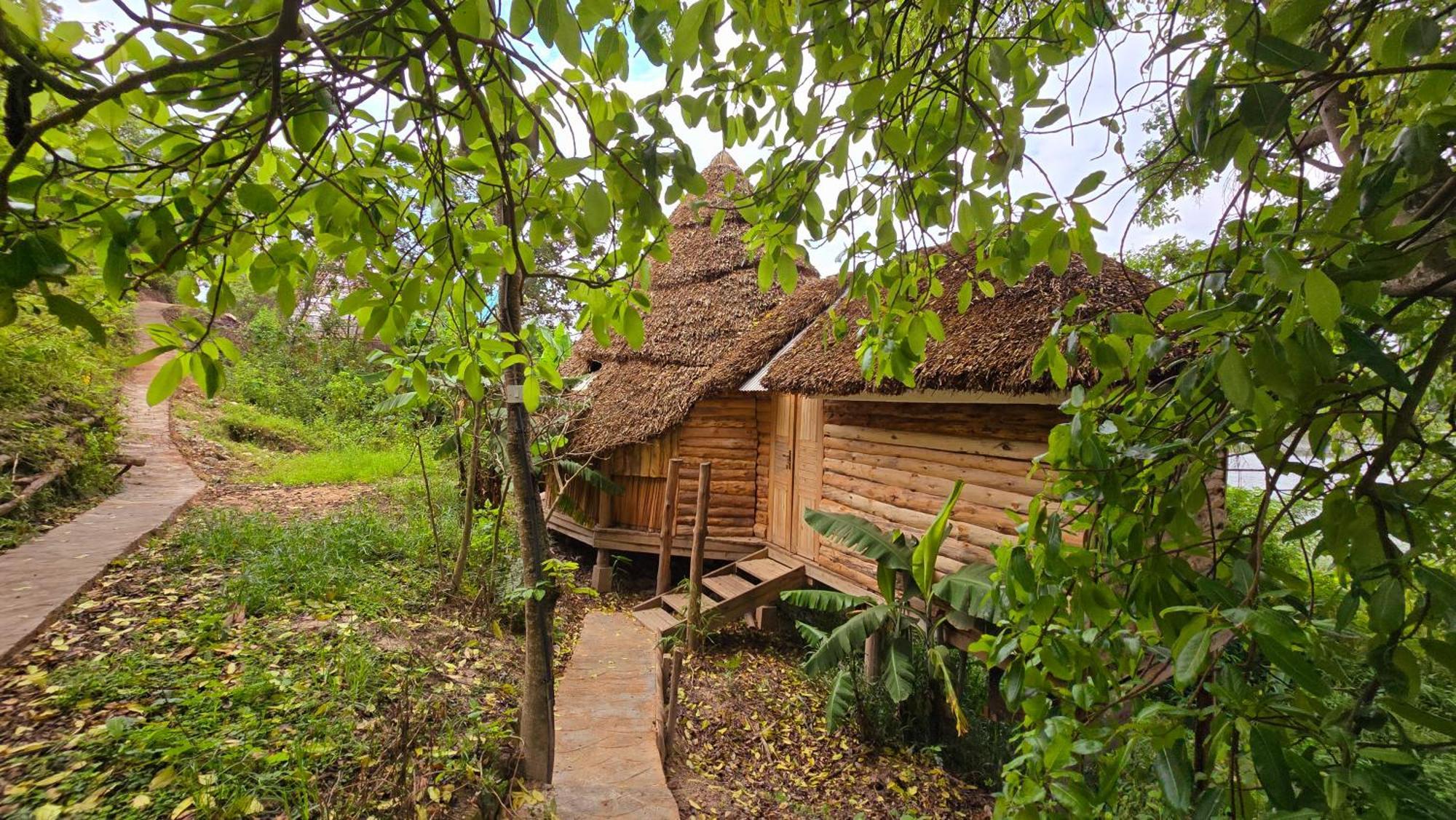 Paradise Eco-Hub Kabale Buitenkant foto